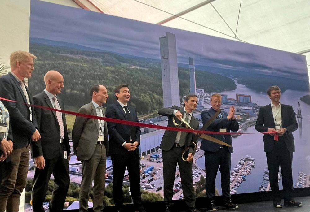 Inauguration of Halden new tower in Nexans facility, Norway